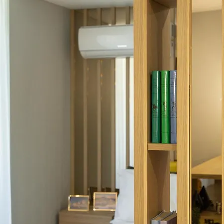 Signature Flat Incl Parking By Sweet דירה אבאירו