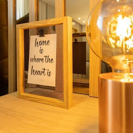 דירה Signature Flat Incl Parking By Sweet אבאירו